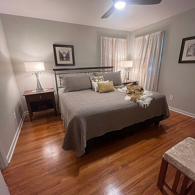 Image of 702 S 1st St