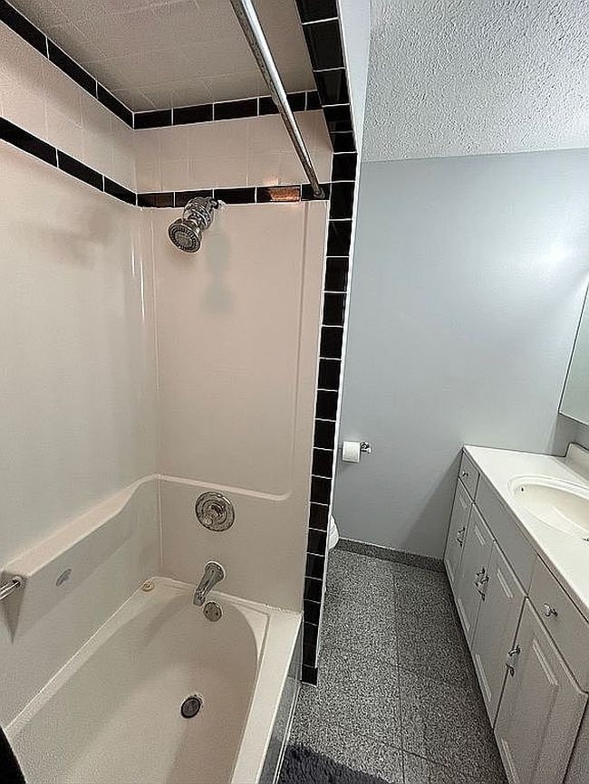 Photo of 16702 Dartmouth Ave, Cleveland, OH