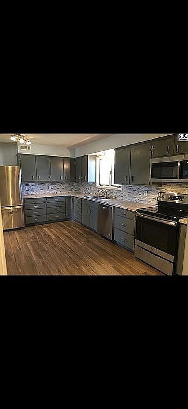 Photo of 208 S Clark Ave, Lyons, KS