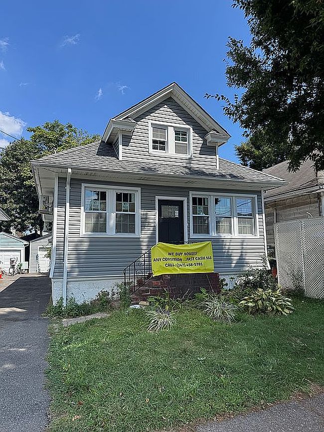 Photo of 47 Montell St