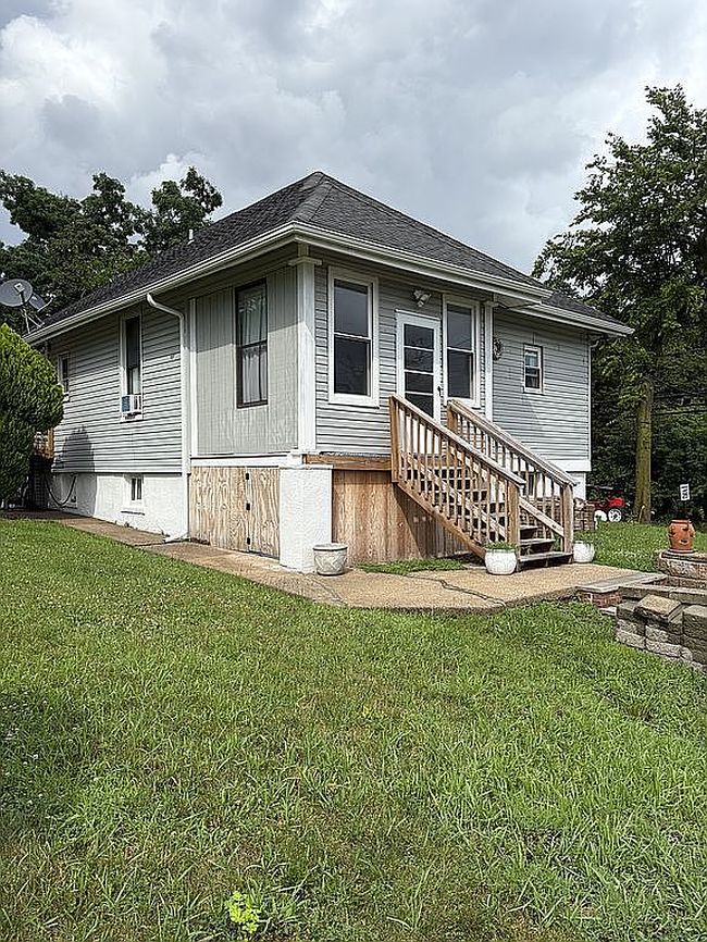 Photo of 1371 River Rd, Piscataway, NJ