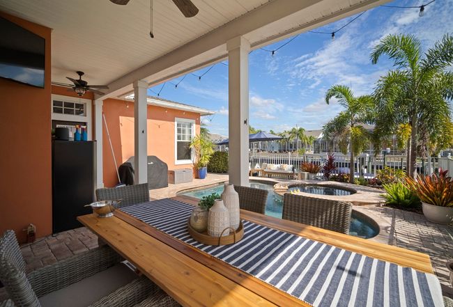 Photo of 5715 Sea Trout Pl, Apollo Beach, FL