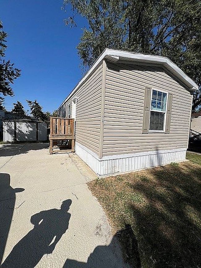 Photo of 12 Avenue A, Bloomington, IL