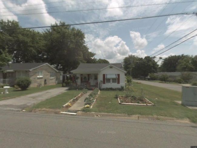 1207 Elm St, Benton, KY