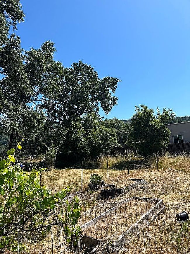Photo of 100 Branscomb Rd, Laytonville, CA