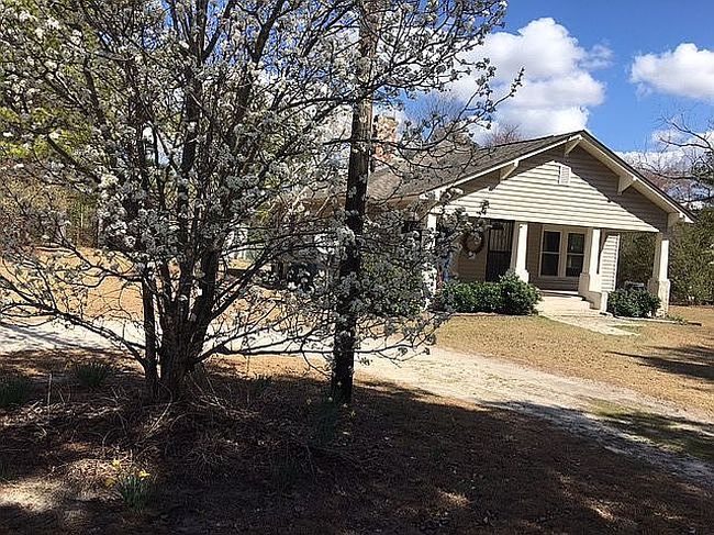 Photo of 677 Addor Rd, Pinebluff, NC