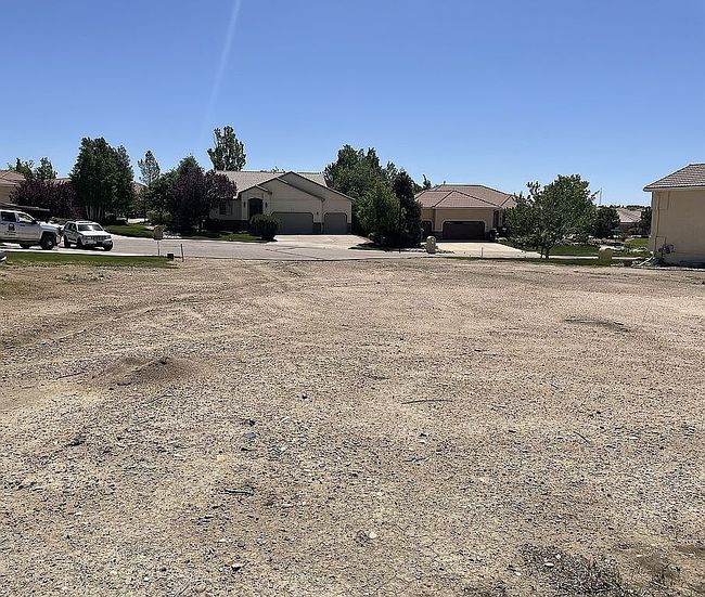 Photo of 6 Royal County Ct, Pueblo, CO