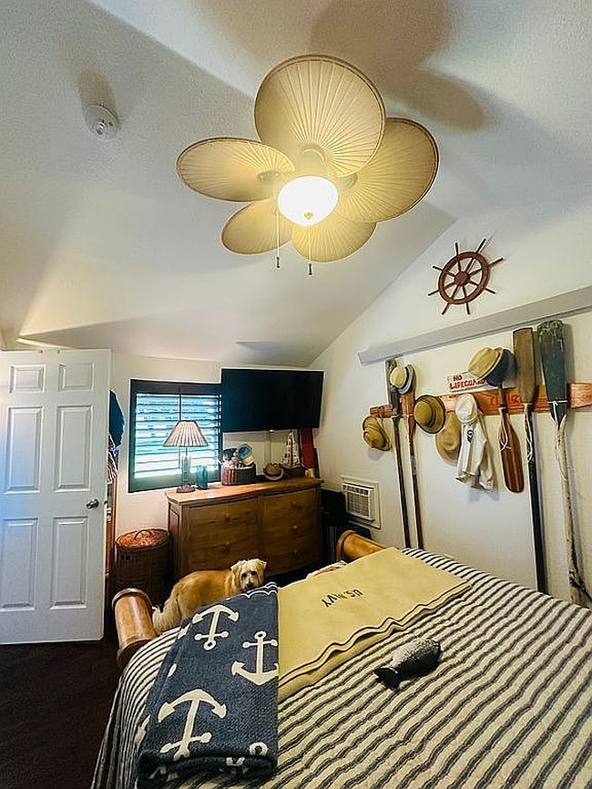 Photo of 316 Best Point Dr, Madison, SD