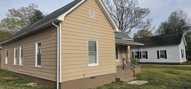 Image of 119 Davie St