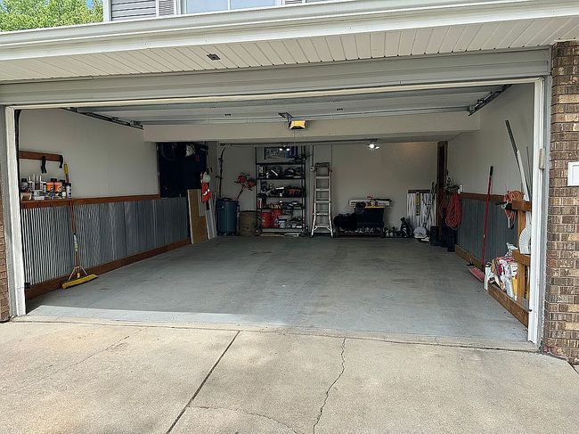 Image of 504 W Harvest Dr