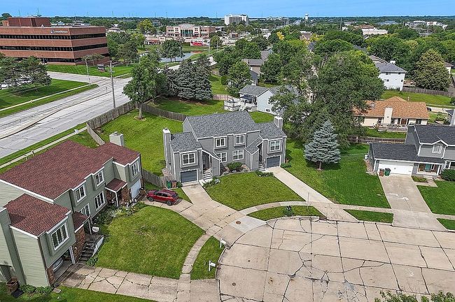 Additional photo 3 of property located at 1236 Forest Cir