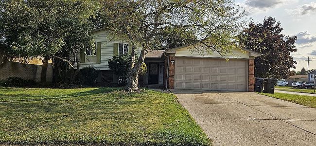 Photo of 2028 Logan Dr