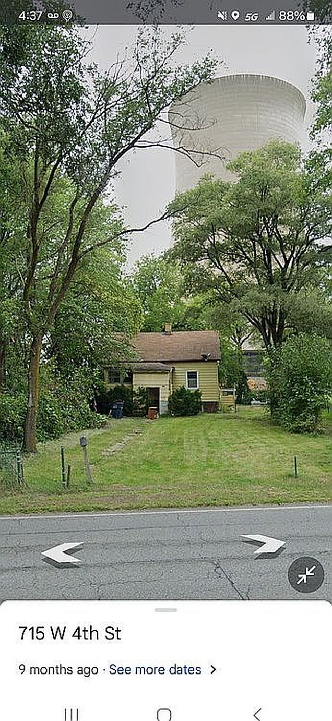 Preview of property located at 715 W 4th St