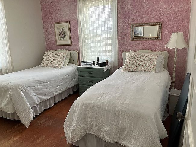 Additional photo 3 of property located at 211 N Main St