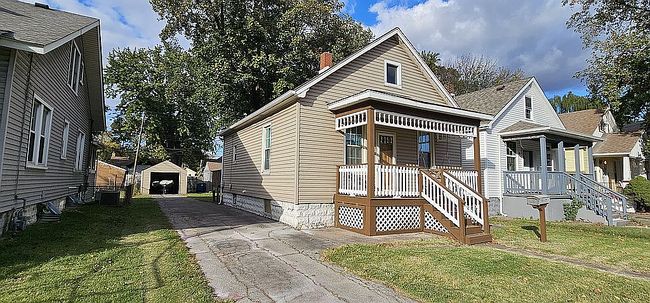 Image of 2211 Lincoln Ave