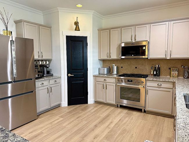 Photo of 8145 Hovingham Way, Raleigh, NC