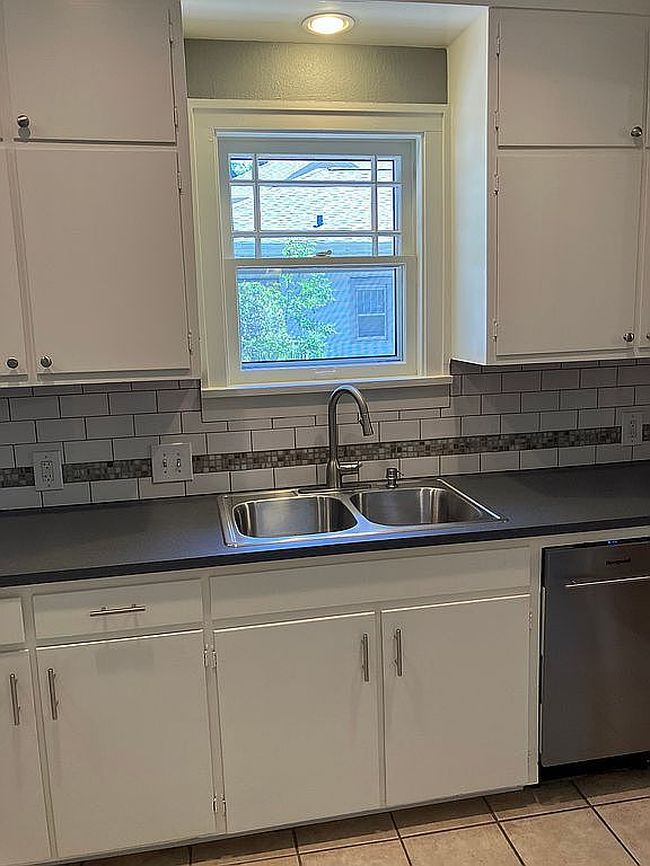 Photo of 5022 Leighton Ave, Lincoln, NE