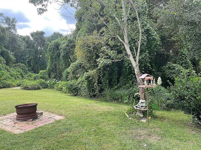 Additional photo 2 of property located at 10775 Hunters Ct E