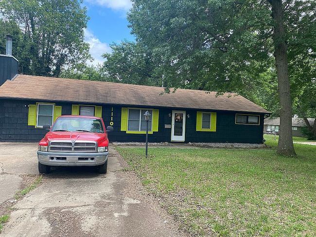 Photo of 11109 Winchester Ave