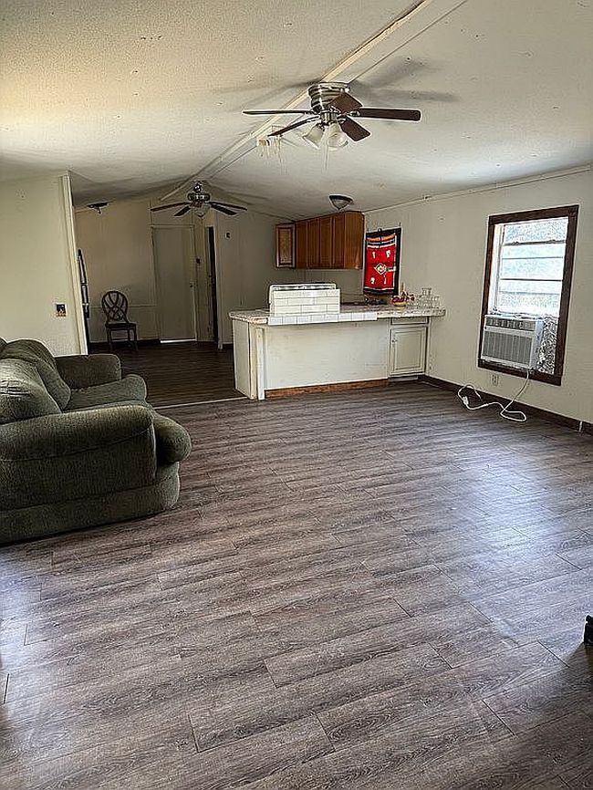 Image of 207 Timberline Dr