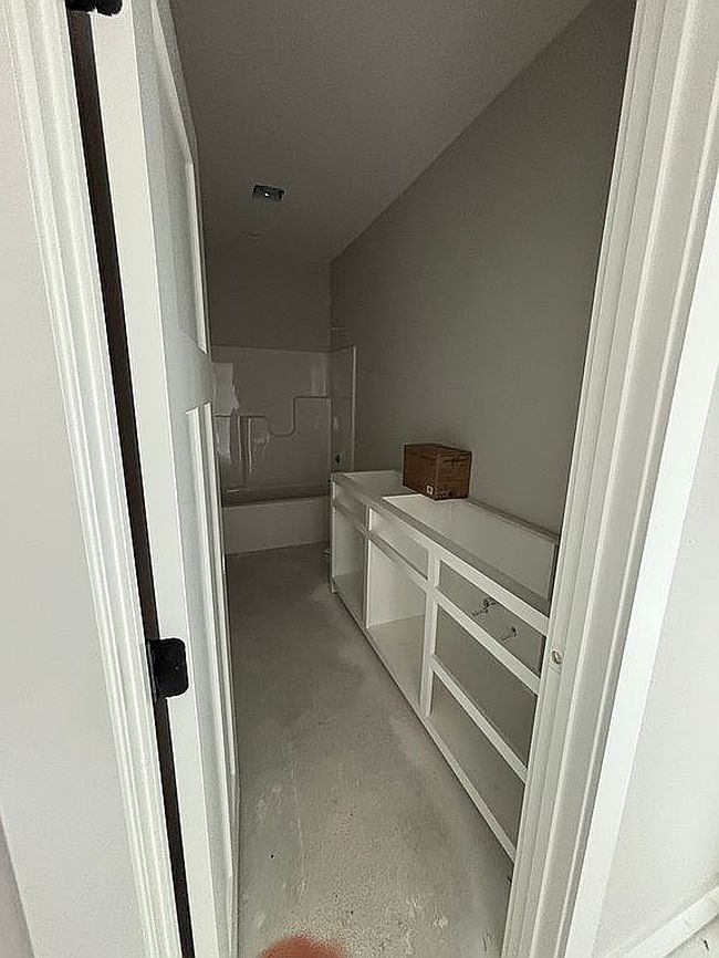 Image of 6 Persimmon Ridge Dr