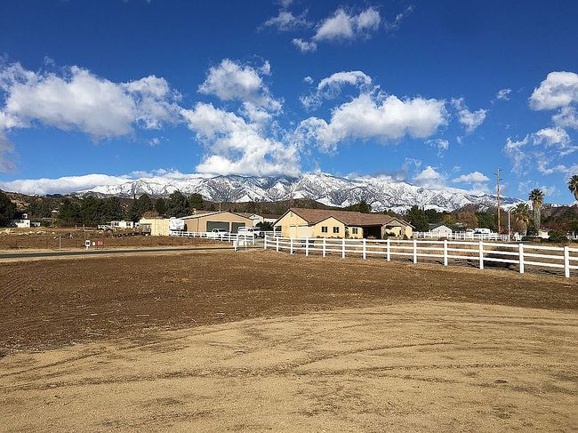 Photo of 38927 Alfred Cir, Cherry Valley, CA