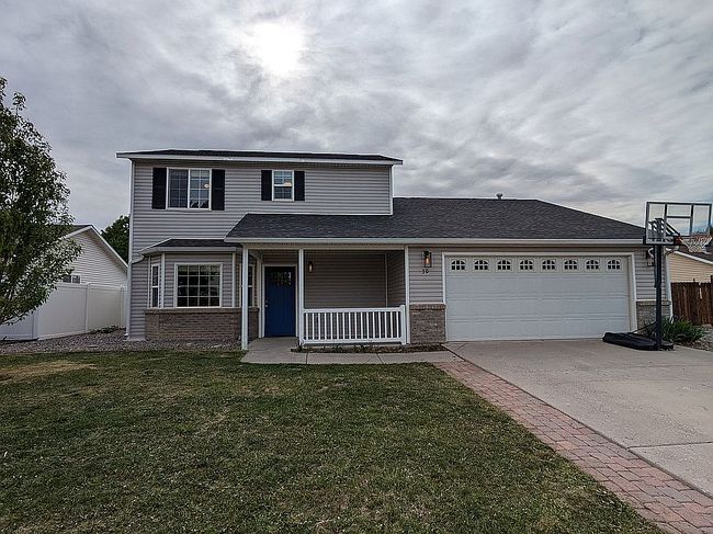 Photo of 30 Roundhouse St, Montrose, CO