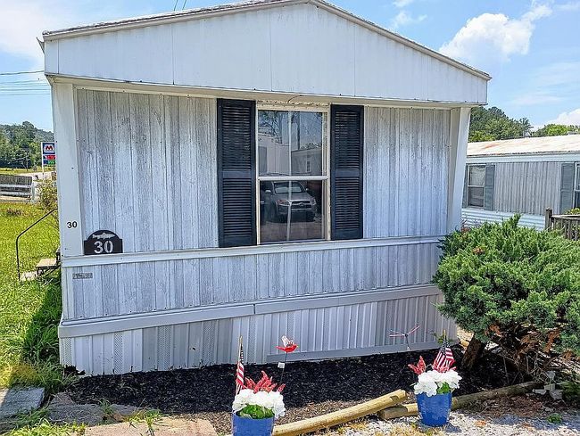 Photo of 155 Mountain Dr, Ten Mile, TN