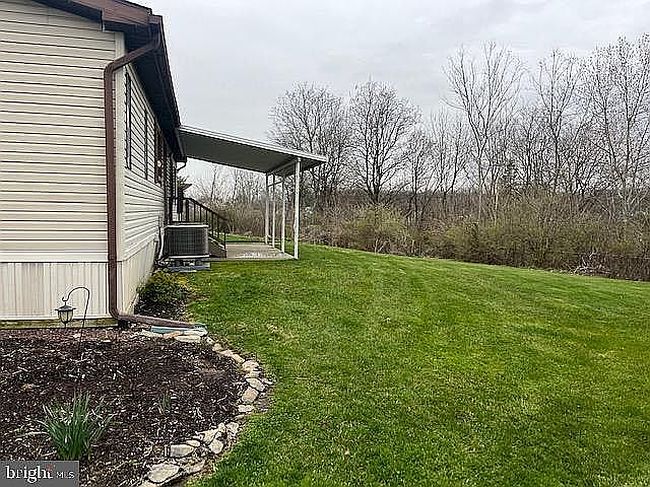 Photo of 5186 Stone Terrace Dr, Whitehall, PA