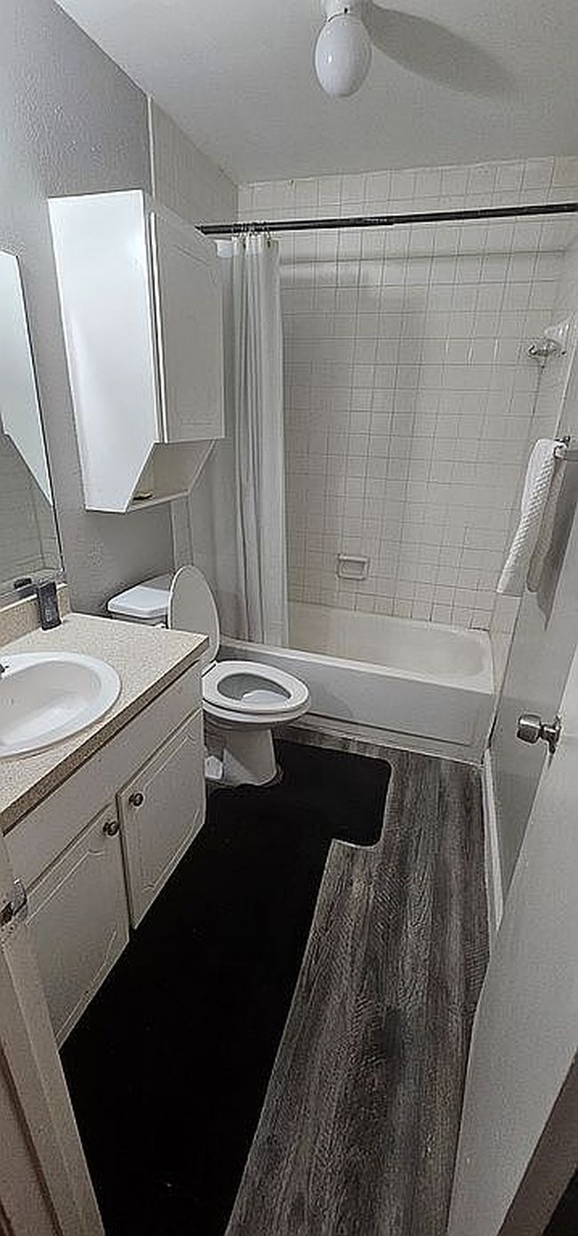 Photo of 5524 Boca Raton Blvd Apt 405, Fort Worth, TX