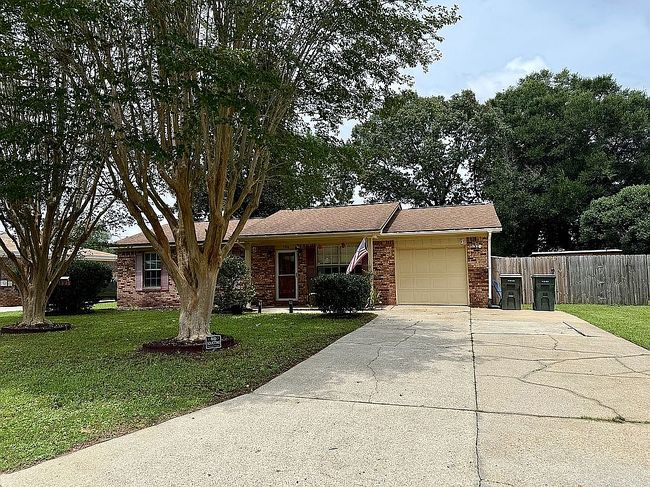 Additional photo 1 of property located at 780 Deedra Ave