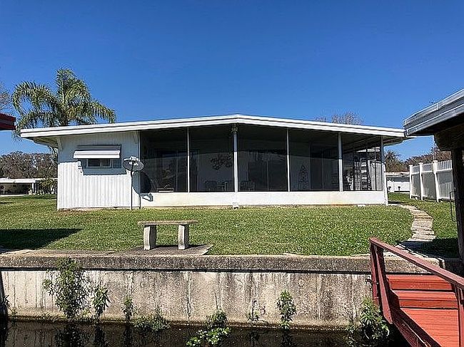 Photo of 2515 Vindale Rd #32778, Tavares, FL