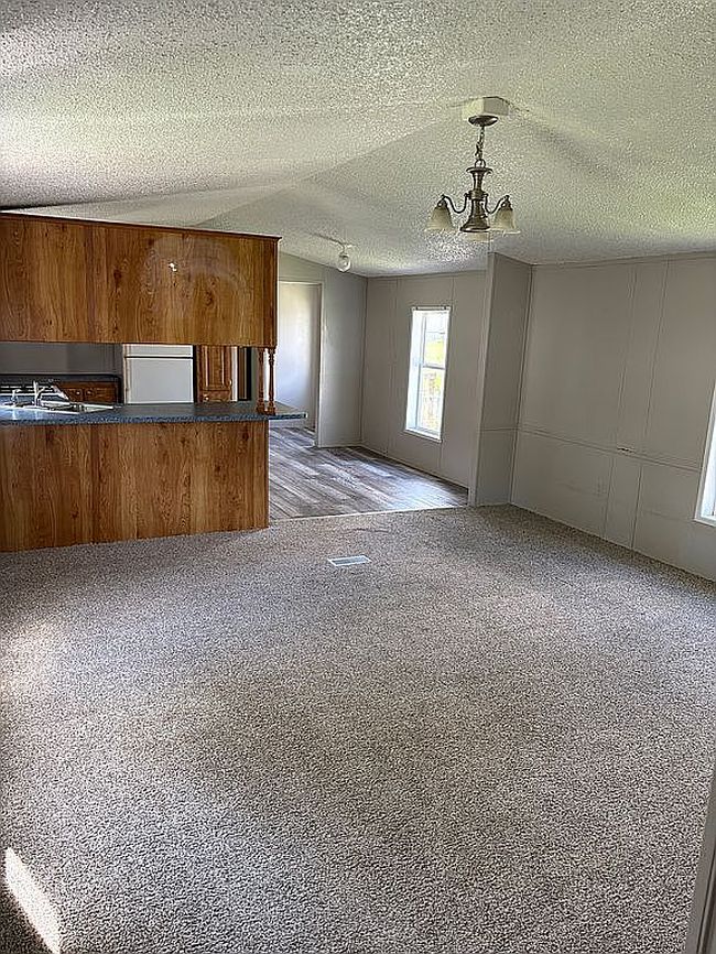 Photo of 404 Wadena Rd #218, Fayette, IA