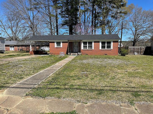 Photo of 94 Bailey St, Coffeeville, MS