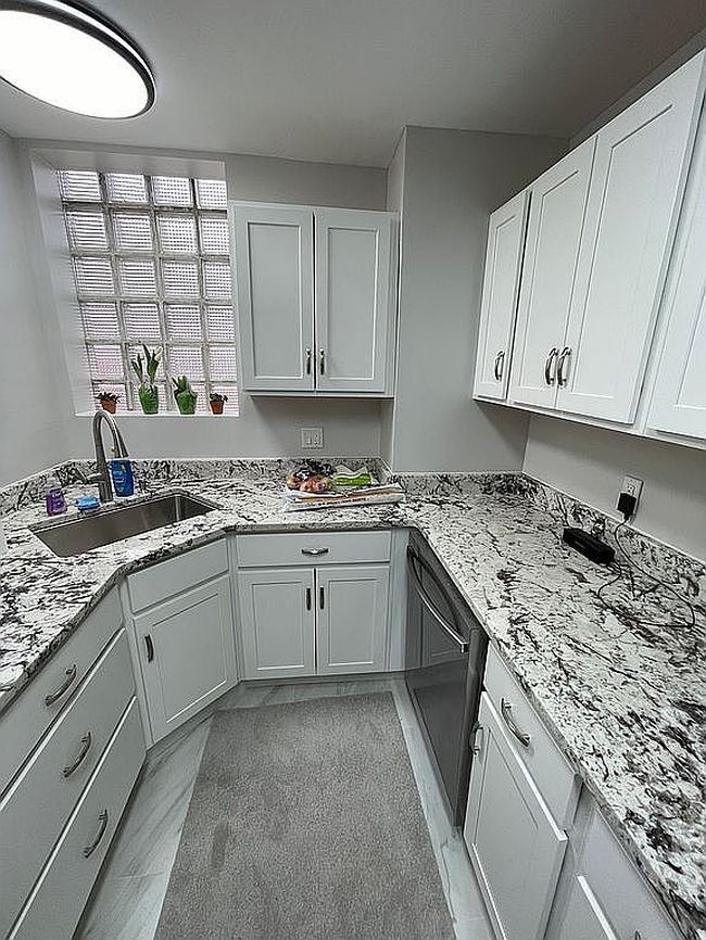 Photo of 315 Lavina Ave, Pittsburgh, PA