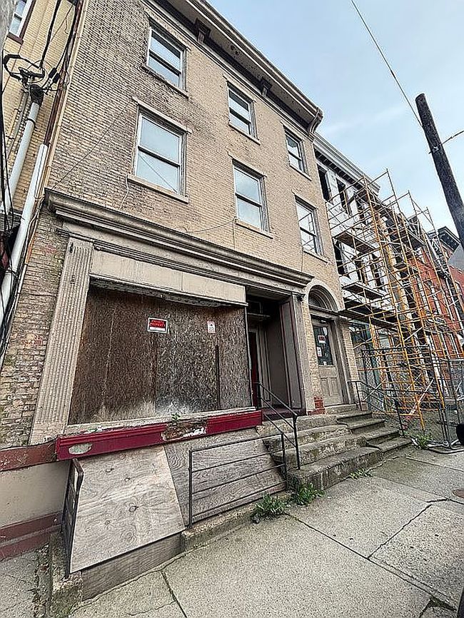 Image of 311 W Market St