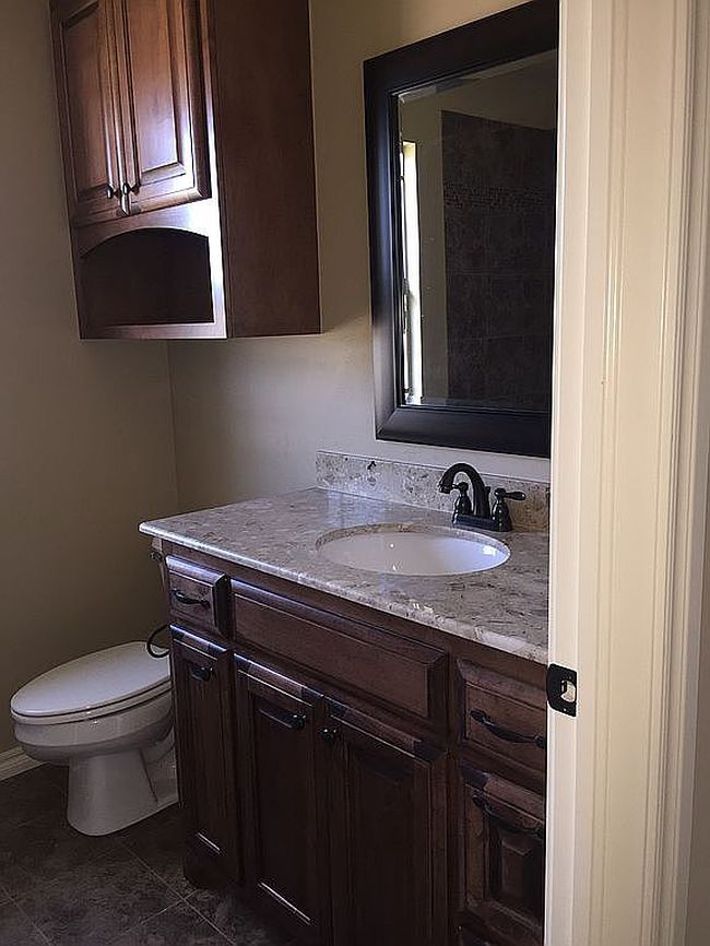 Additional photo 3 of property located at 1008 Golden Leaf Dr