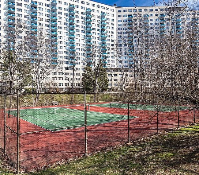 Photo of 10500 Rockville Pike Unit 1309, Rockville, MD