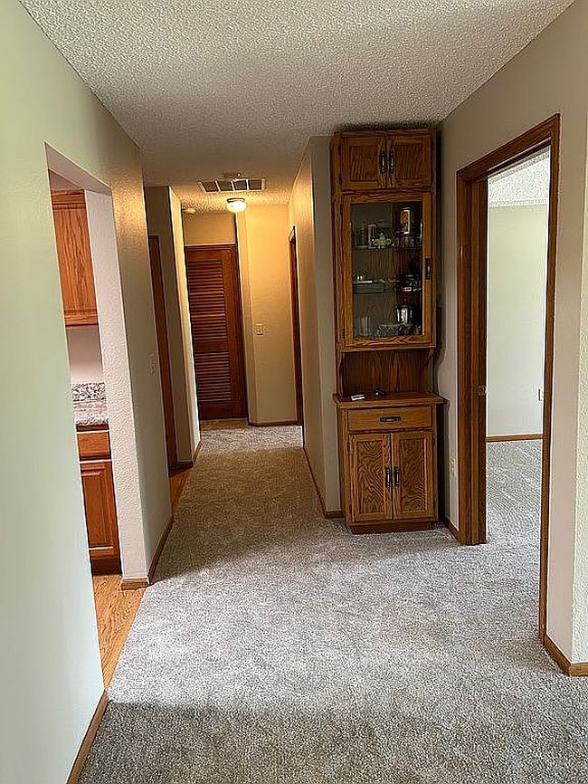 Photo of 1415 Lake St Apt 105, Alexandria, MN