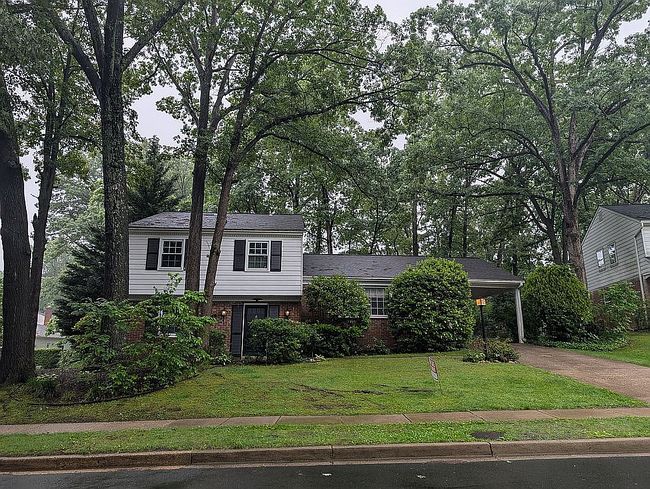 Image of 6118 Roxbury Ave