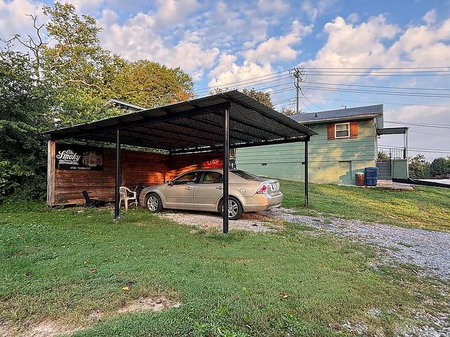 Additional photo 1 of property located at 2516 W Beaver Creek Dr