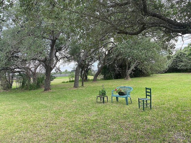 Photo of 1403 N Live Oak St, Rockport, TX