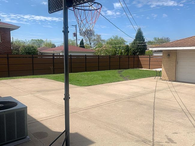 Photo of 8654 N Oketo Ave, Niles, IL