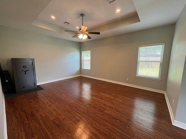 Photo of 206 Yucca Dr, Victoria, TX