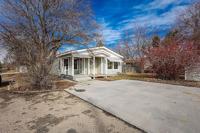 Image of 4824 E Roberts Ln