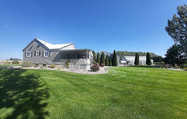 Photo of 955 E 1400 N, Shelley, ID