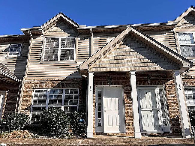 Photo of 12 Amity Ln, Greenville, SC