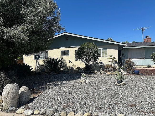 Photo of 24 W South Ave, Redlands, CA