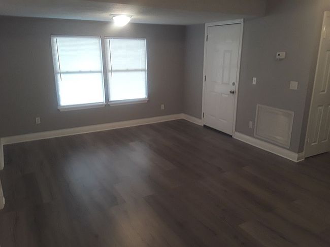 Additional photo 2 of property located at 1103 E Semoran Blvd