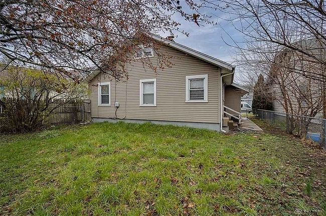 Image of 2921 Kenmore Ave